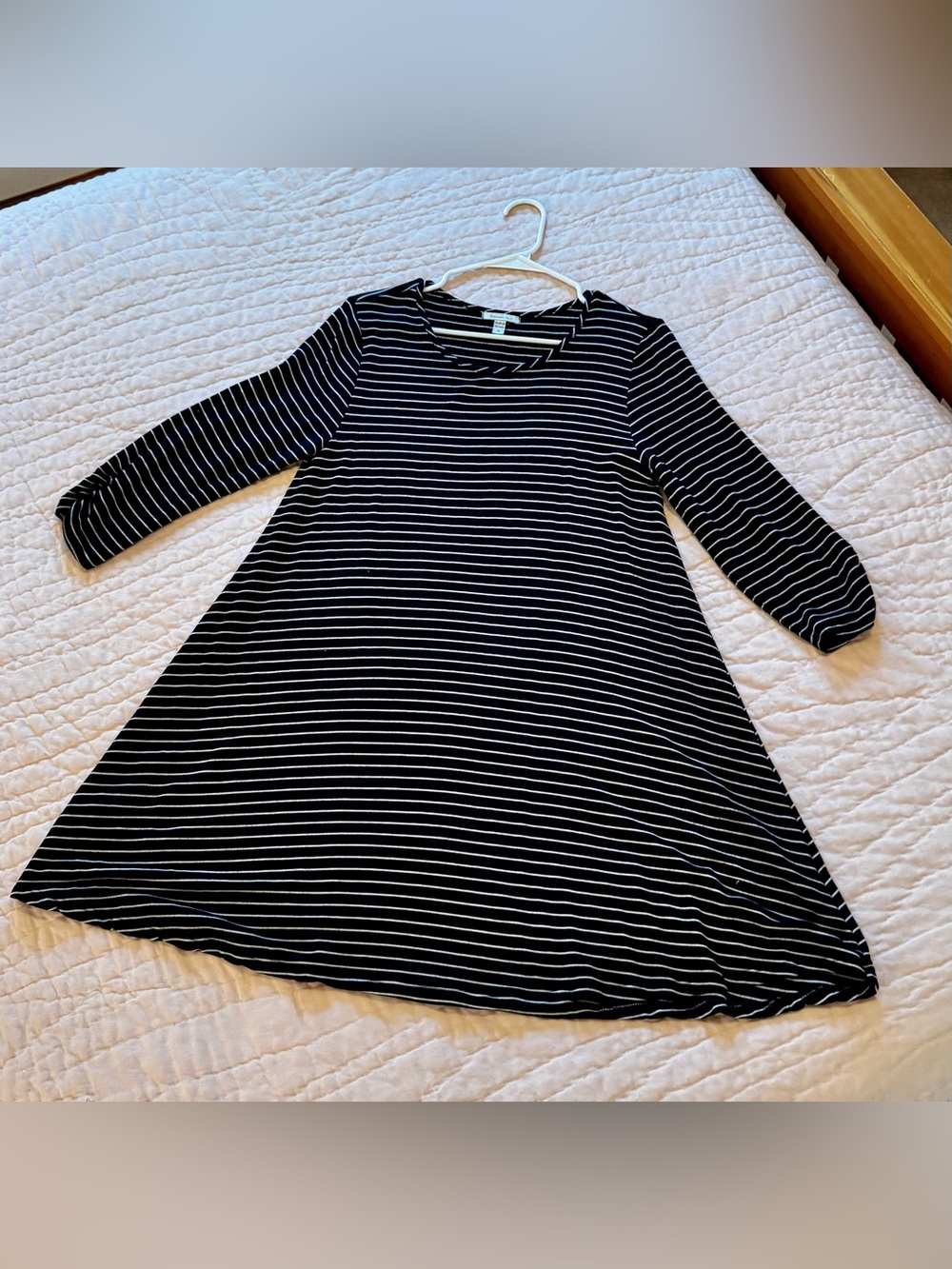 Garnet Hill Three-Quarter Sleeve Easy Textured Knit Dress Black/White Stripe M
